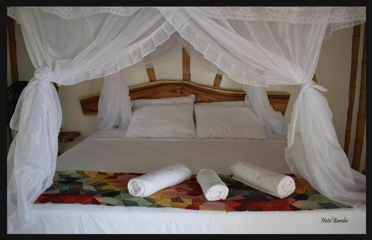 Hotel Bambu Canoa Exterior photo